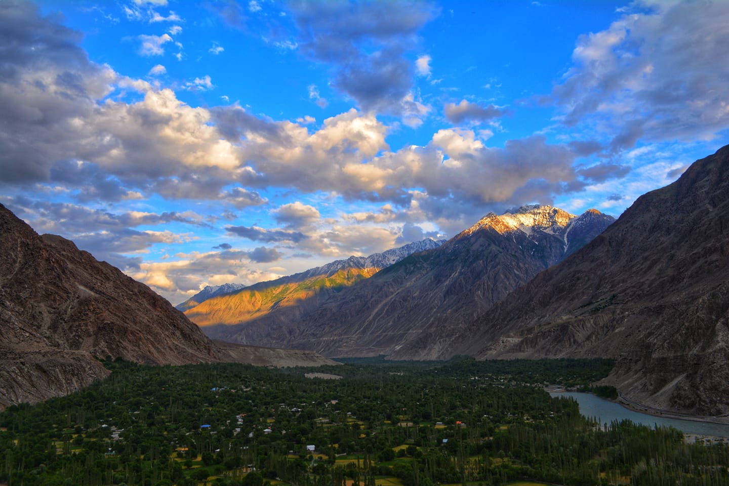 Discover Gilgit Baltistan