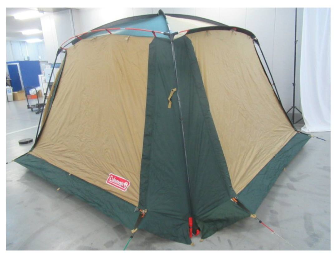 coleman round screen tarp /340 ขออนุญาตใช้รูปแทนนะครับ ฝนตกทุกวัน
