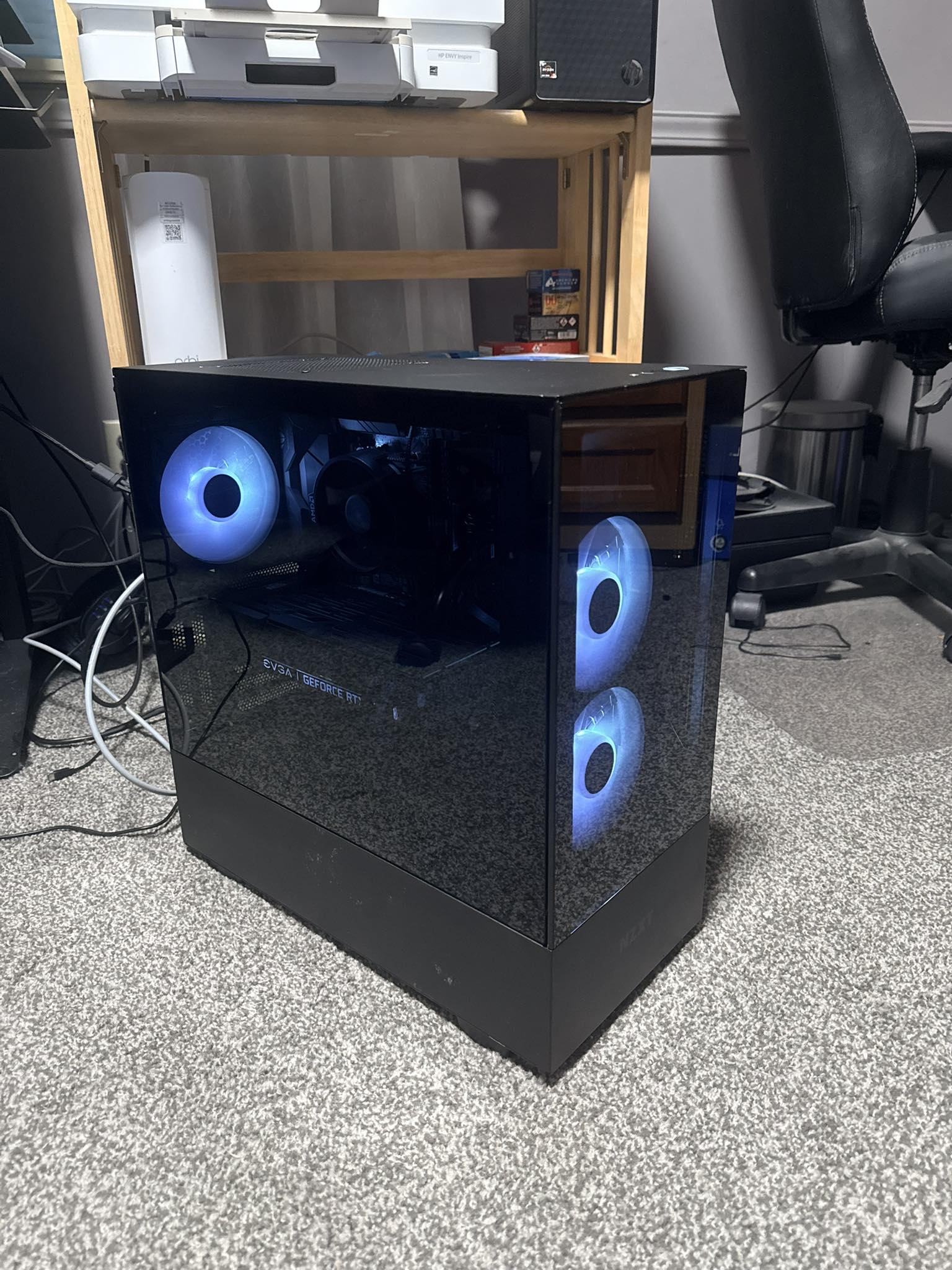 Ryzen 7 3700x gaming computer with 32gb ram and 2080 super