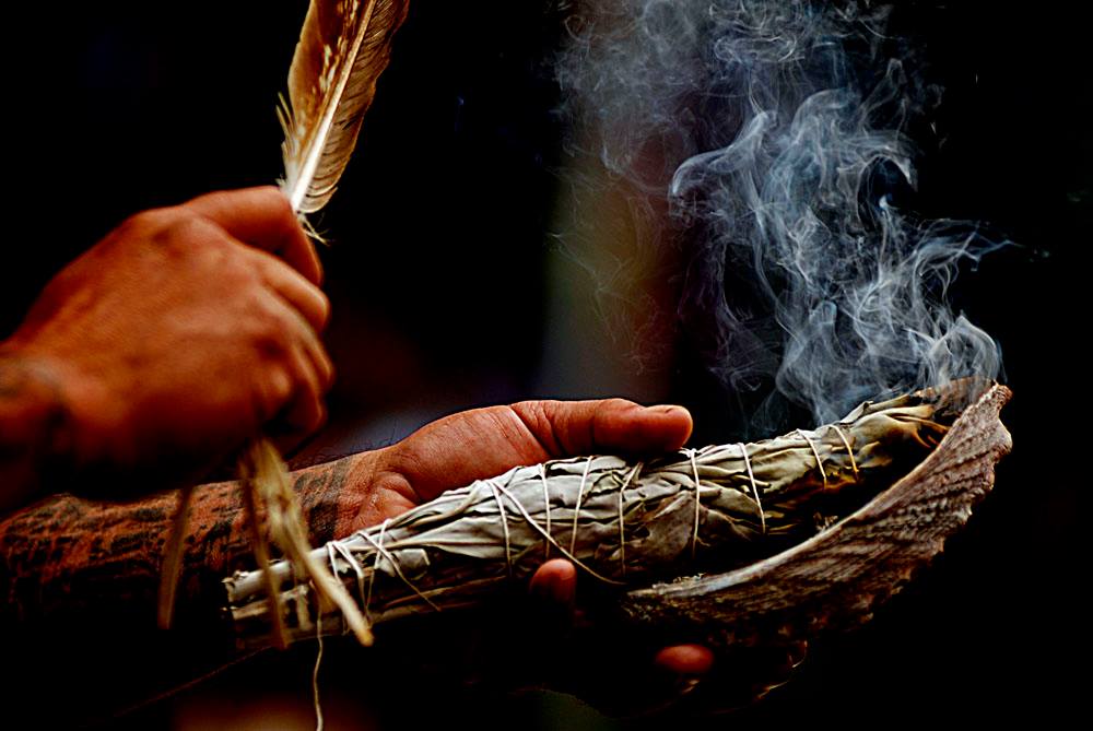 Native Wisdom and Spirit - This is a sad photo Massai, Chiricahua ...