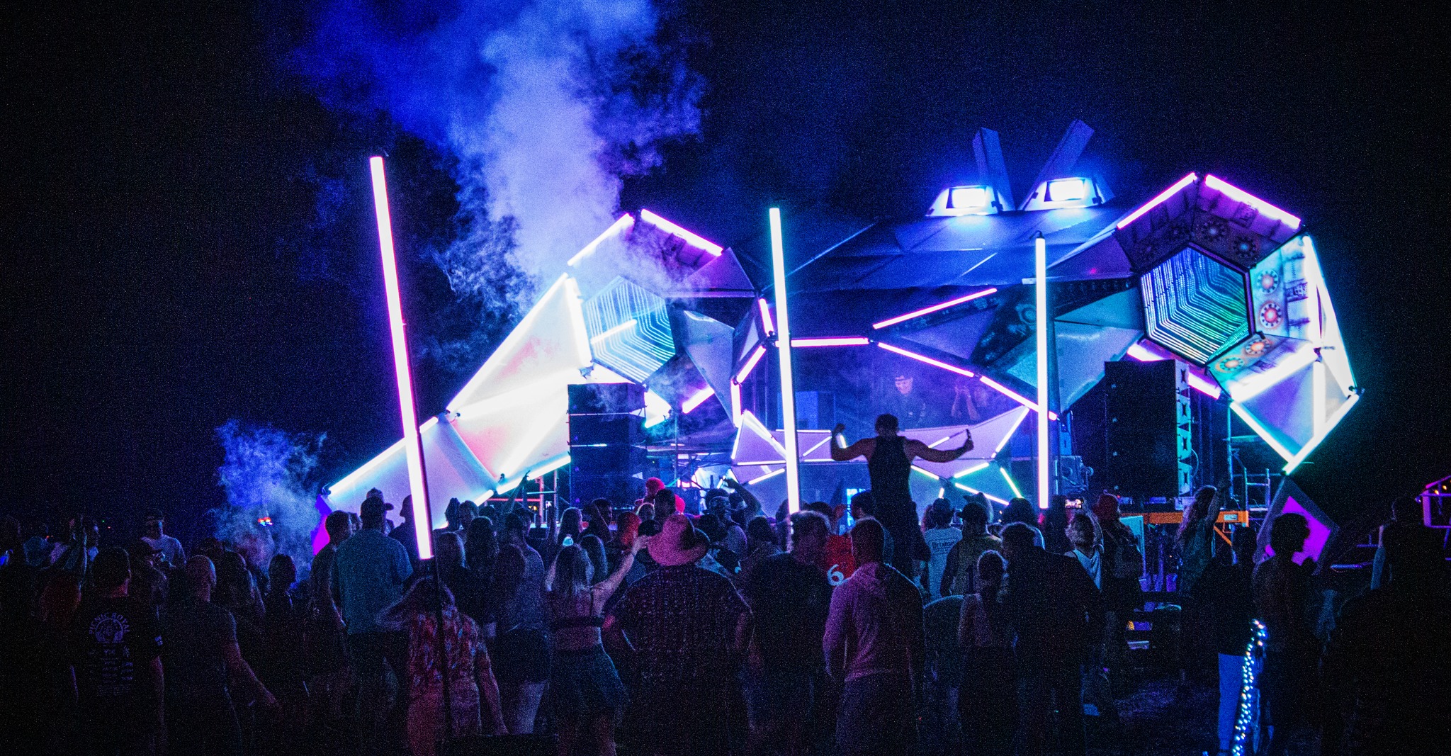 Southern - Artist Spotlight: @decimatedubs 🪓 From the sunny streets of ...