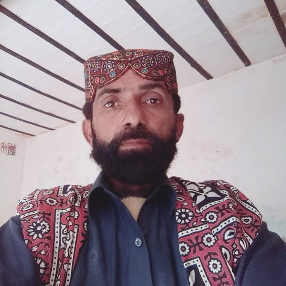 Singer Ashraf Din Dashti