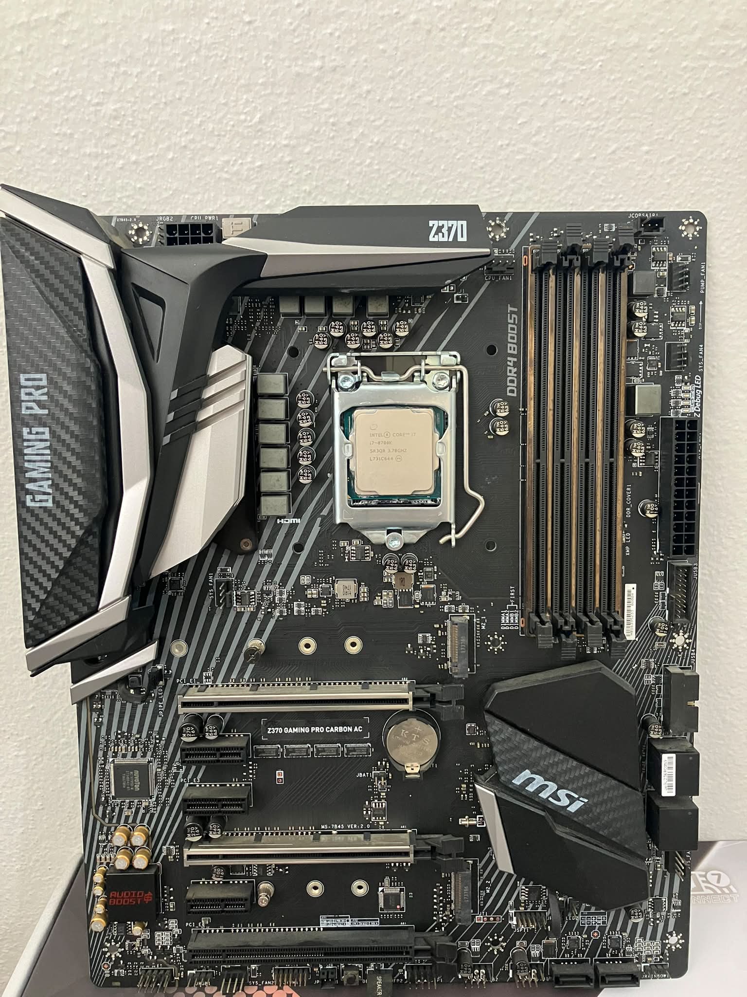MSİ Z370 GAMİNG PRO CARBON - INTEL İ7 8700K