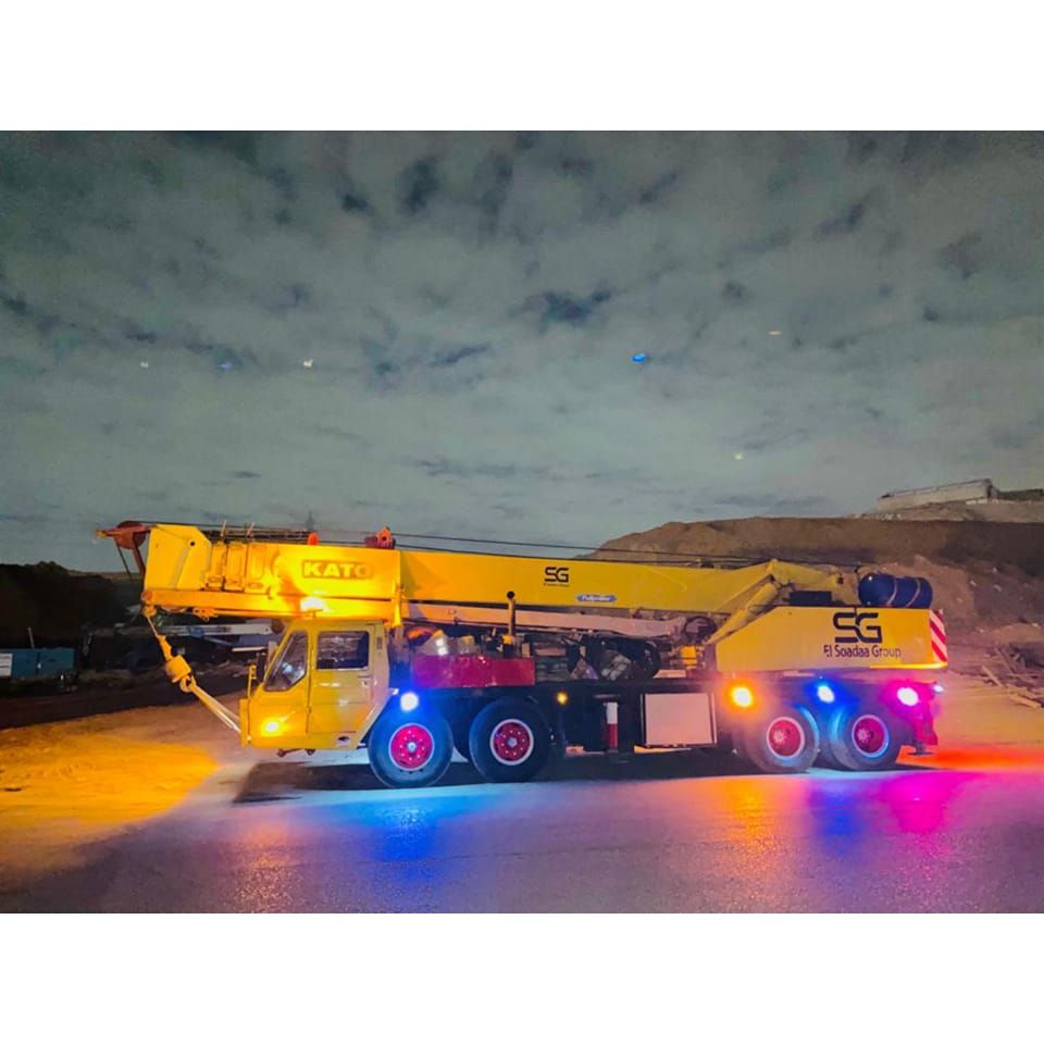 SW five-section Inter-locking Kelly bar at construction site. Model: SW ...