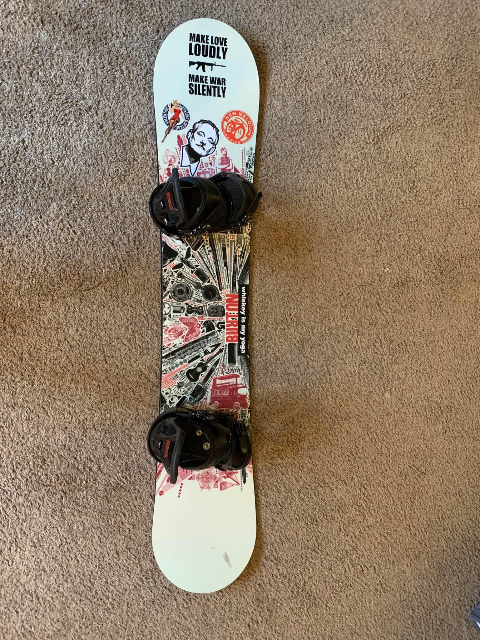 burton 54 snowboard Women's Feelgood Flying V 2026 149 All Mountain Snowboard BURTON DOMINANT DOM SNOWBOARD SIZE