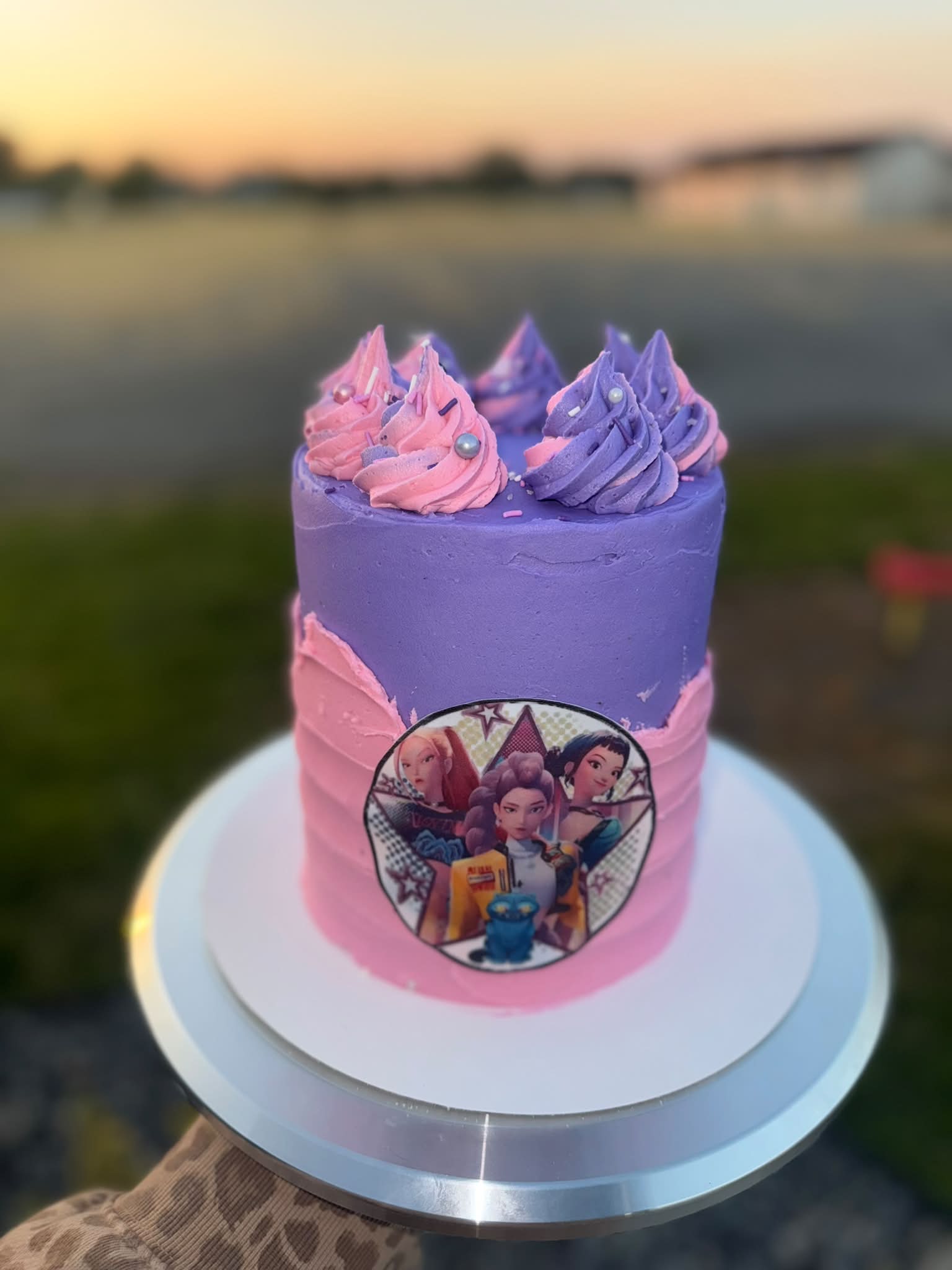 Kpop 💜 8” funfetti heart cake 🎉