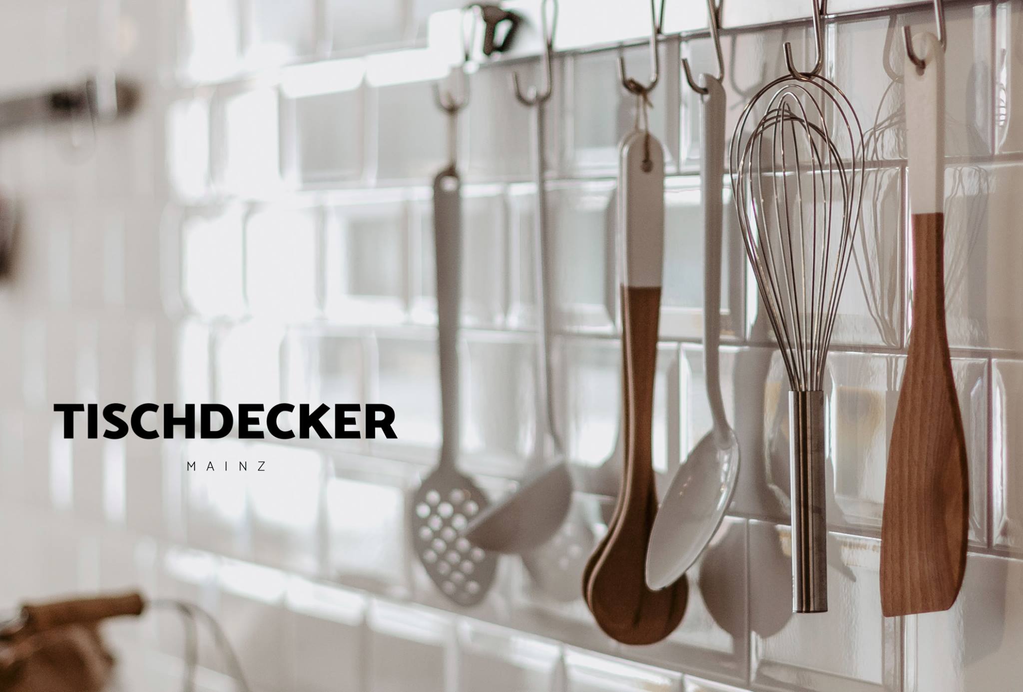 garderoben kommode Interliving Serie 6005 – Schmale Regale fürs Bad