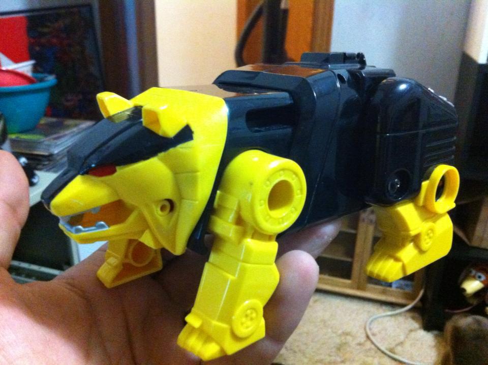 Triceratops Zord Restoration with Chain Horns and Battery Replacement