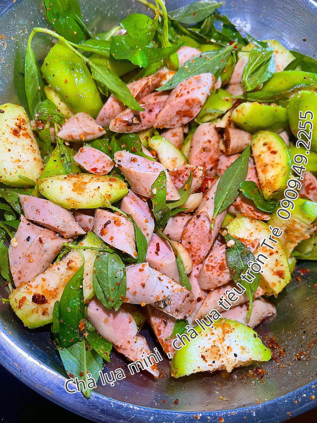Meow - 🥗 Chin mời mọi người #CHẢ_LỤA_GÂN_TRỘN_MUỐI_CÓC đậm đà , cay mặn ...