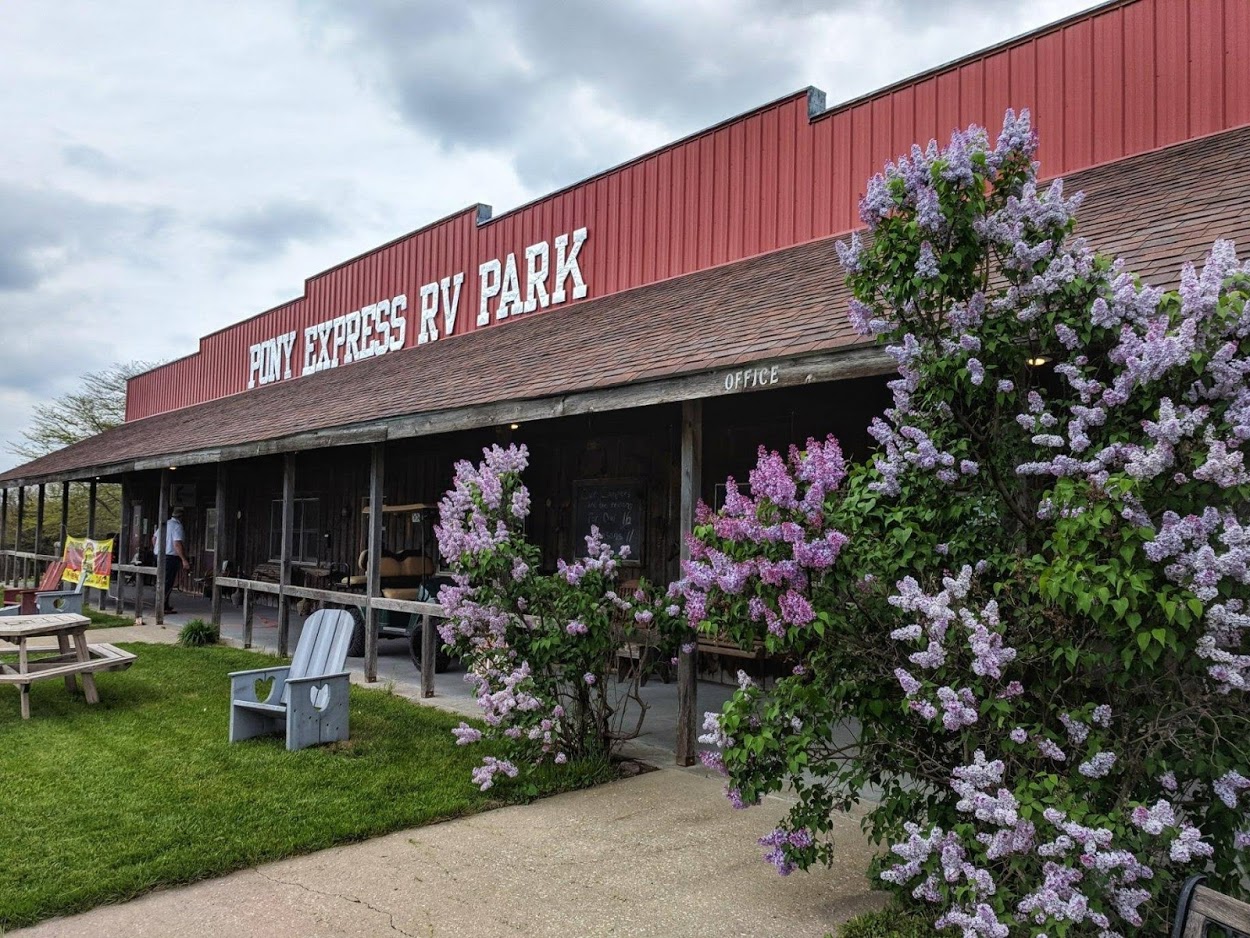 Pony Express Rv Park & Restaurant | Maysville MO