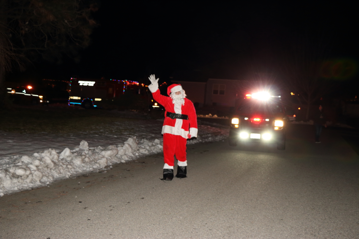 Santa Claus is coming to... - Spokane County Fire District 8 | Facebook