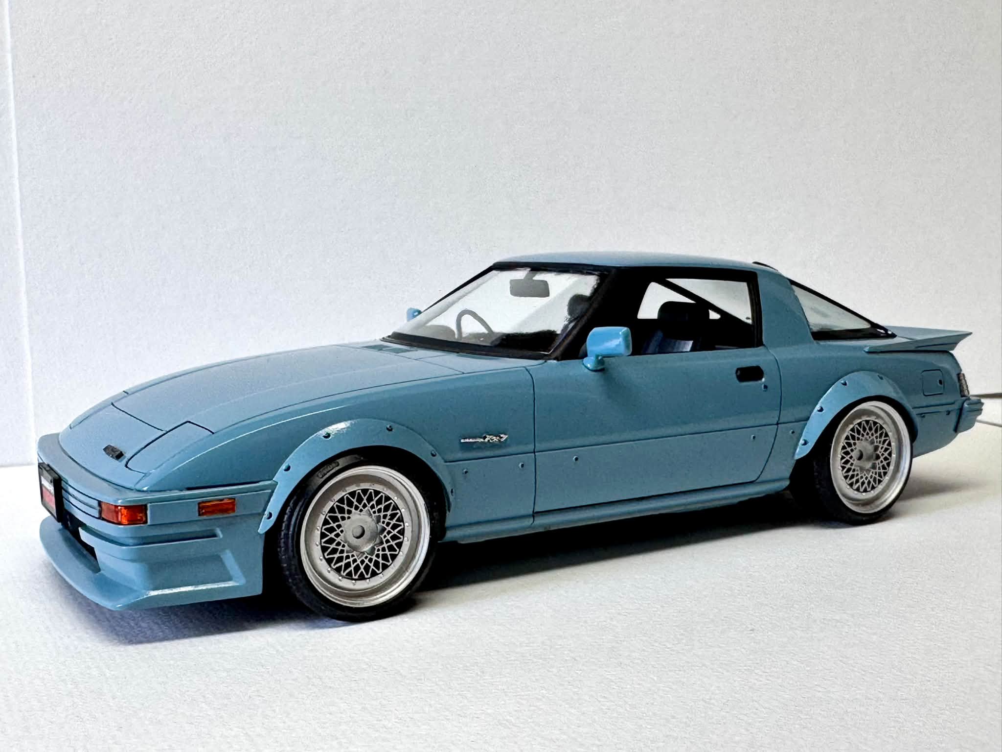 バンダイ1/16 ポルシェ924