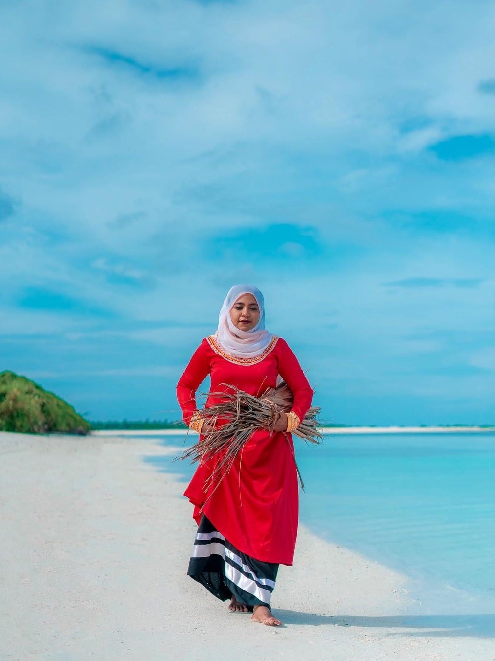 maldives dress code for ladies Libaas is the national of Maldivian 🇲🇻. 📍K. Kaashidhu Ivory Folk Emb