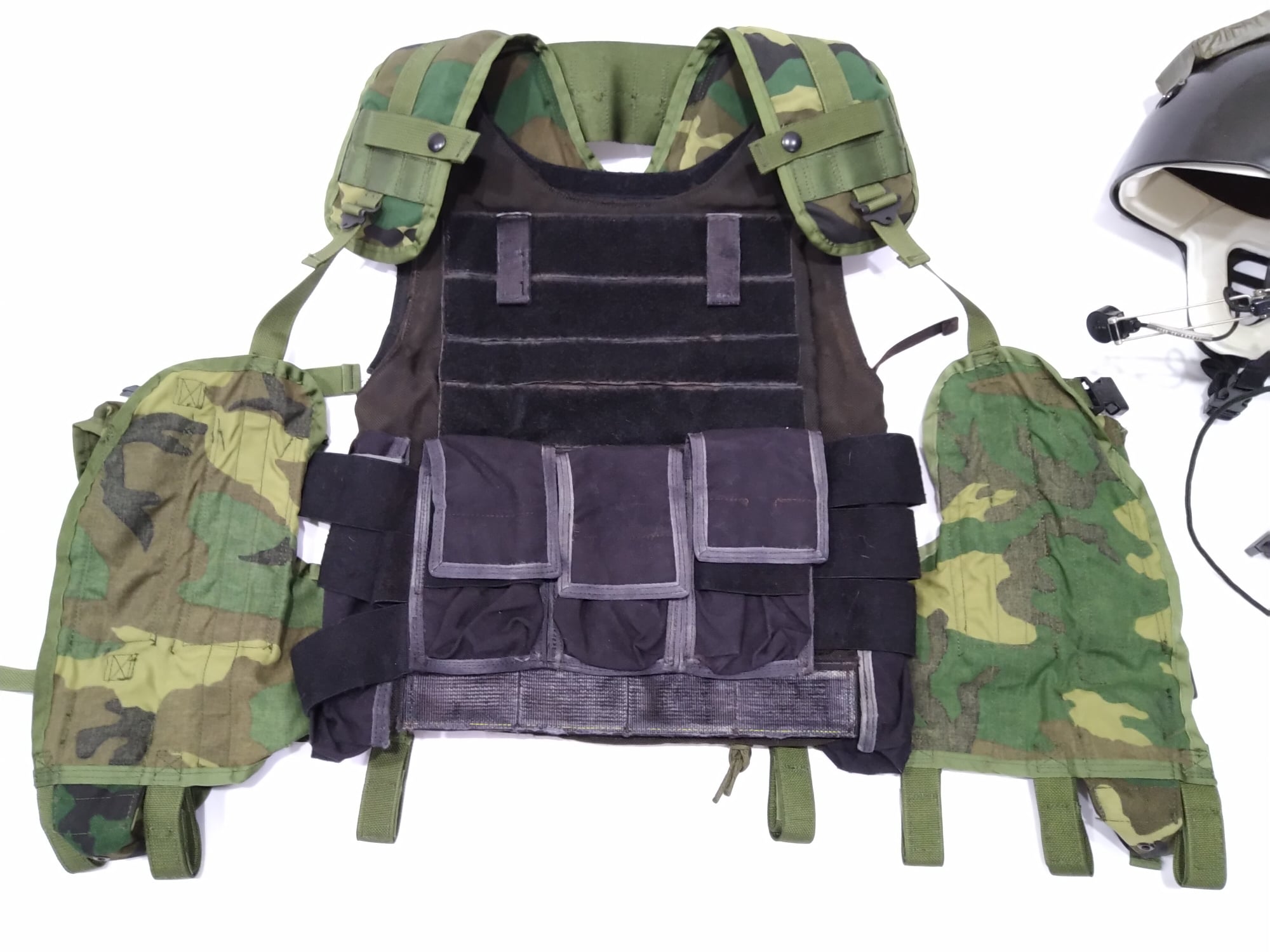 Gladiator-C armor in Multicam from FSB Full set w/ pouches and 