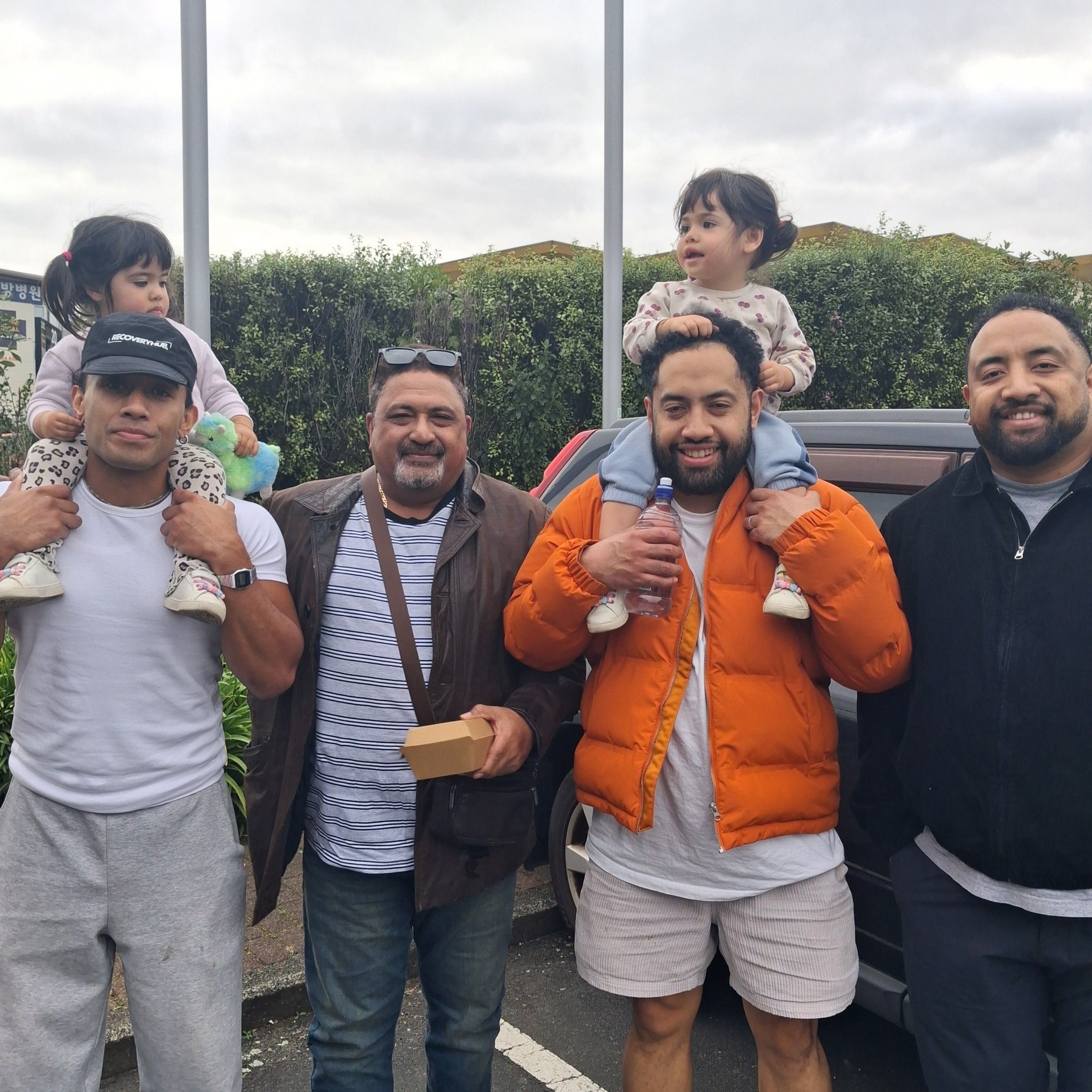 Faka'osi Maama - TONGA MO E TONGA Lava mai ki'i famili... | Facebook