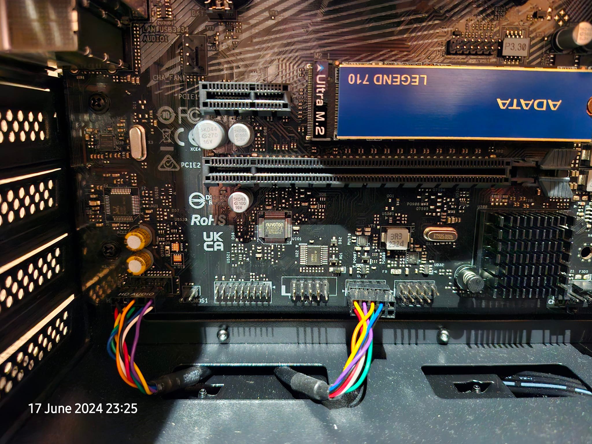 mobo: B85M-D3V-A-SI CPU: i5-4670 ram: mhz 1600 8 gb ram total dual 