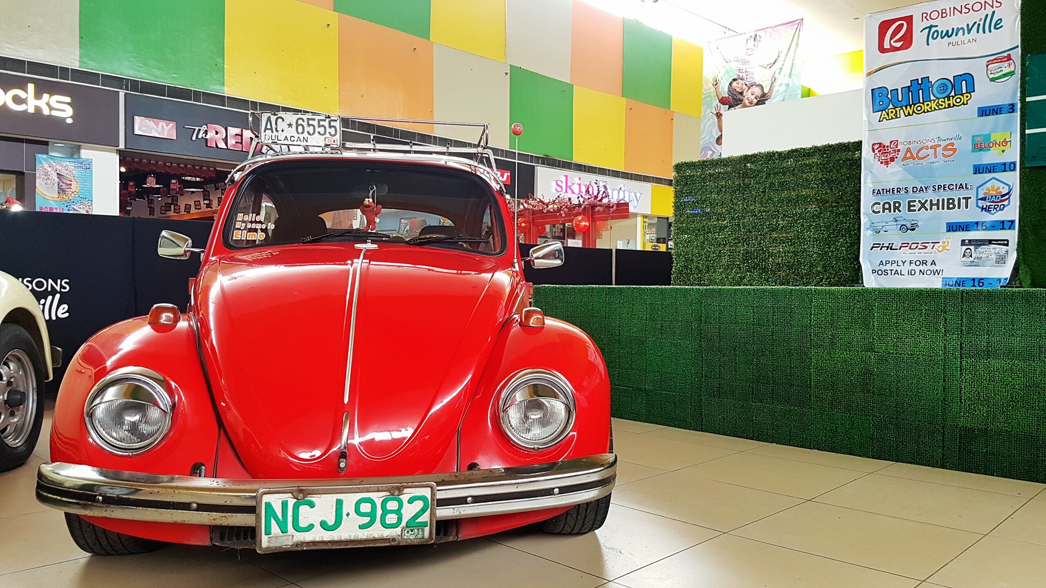 Meet Elmo and his VW... - Volkswagen ELMO Beetle - for RENT
