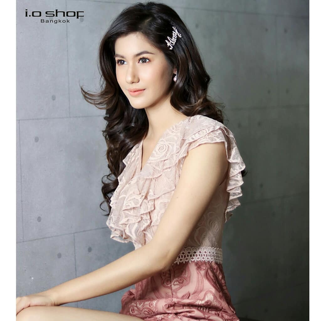 ปภาวดี ชาญสมอน - พิ้งค์พลอย Pinkploy Fanpage