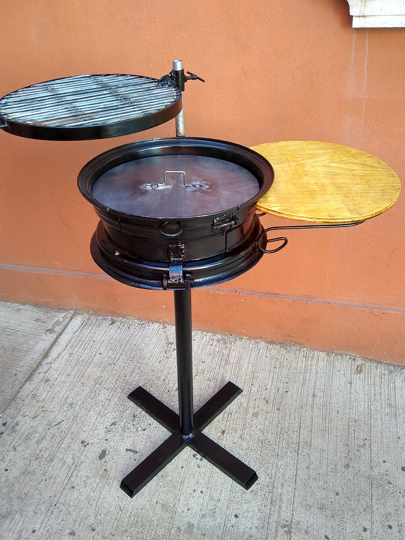 Listo asador de rin 15... - Soldadura Artesanal Colín