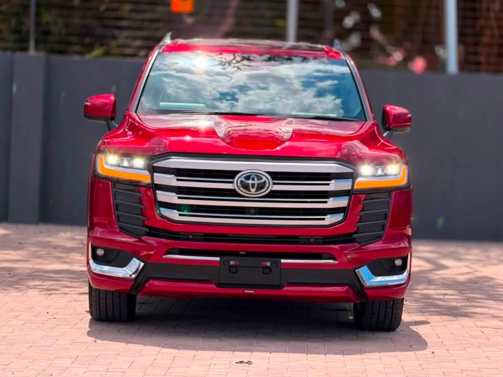 えむ 2024 TOYOTA LANDCRUISER ZX 3.3L DIESEL 7 SEATER - 260 Speed