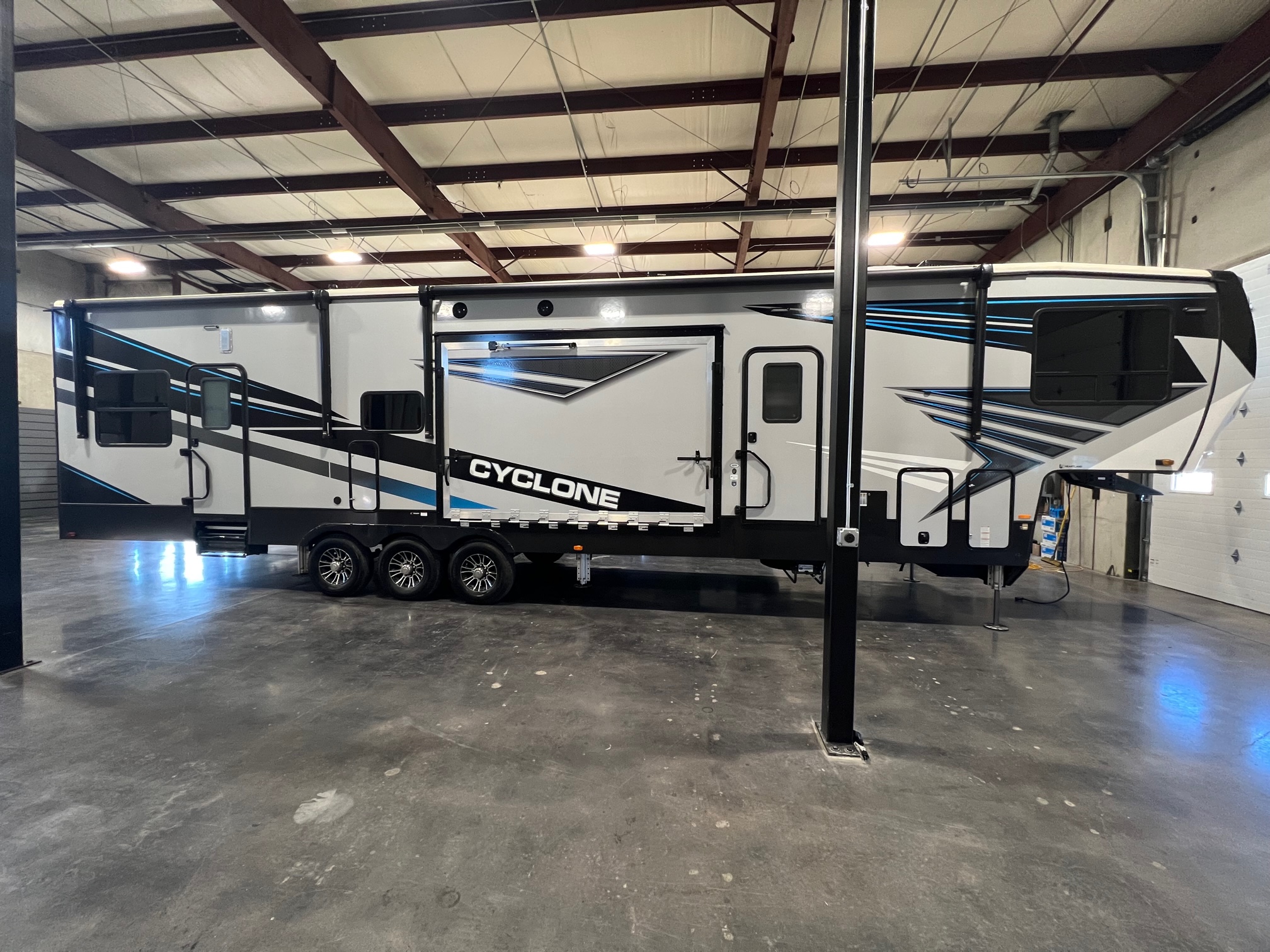 Blue Star RV - 2021 Cyclone 4270 5th wheel toy hauler-side...