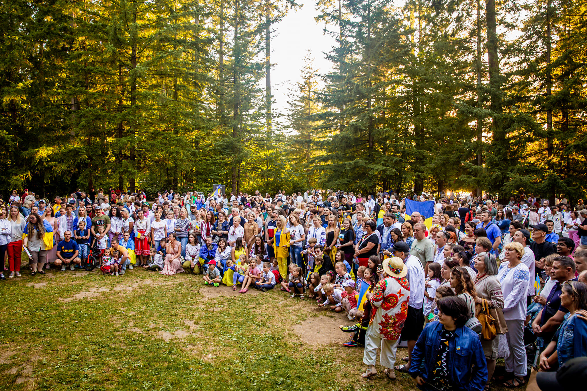 Ukrainia... - Ukrainian Canadian Congress - UCC Calgary Branch