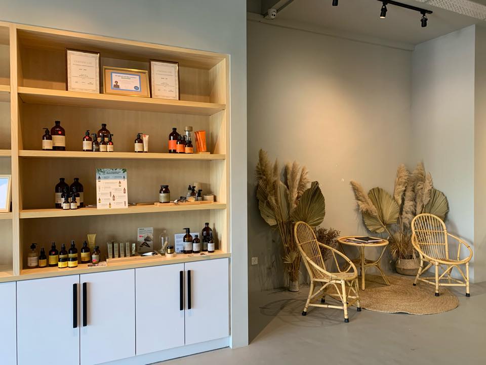 Flo Organic Hair and Scalp Spa | Puchong