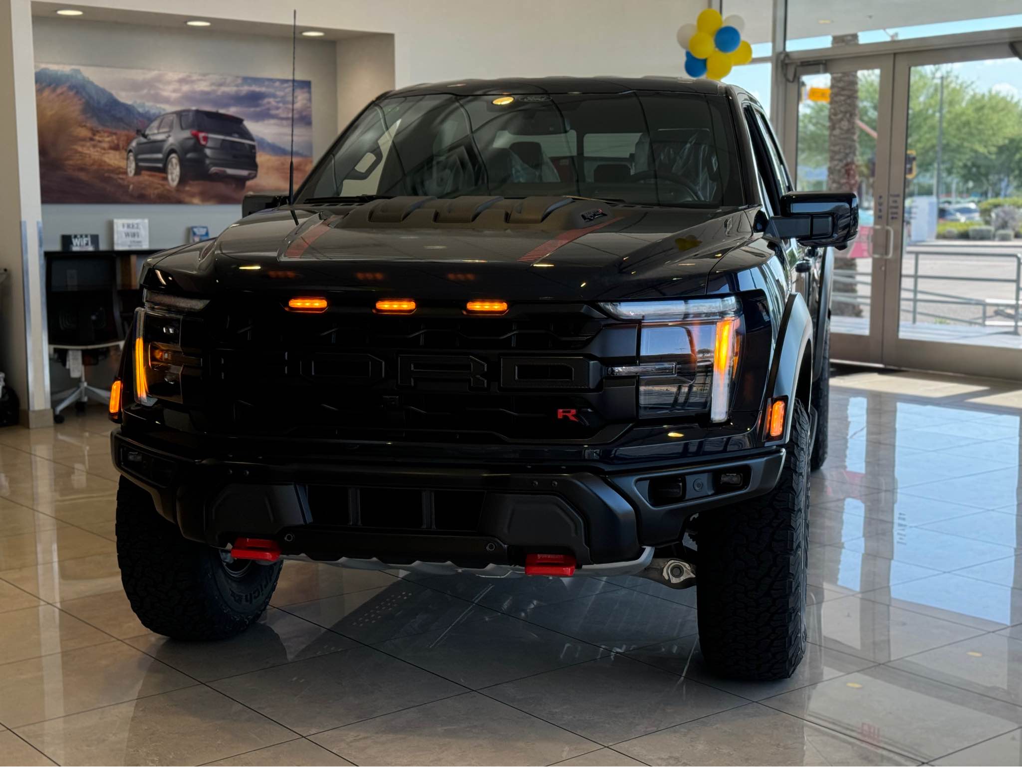 2025 Ford f-150 raptor · R V8 5.2 Supercharged - Commercial Trucks ...