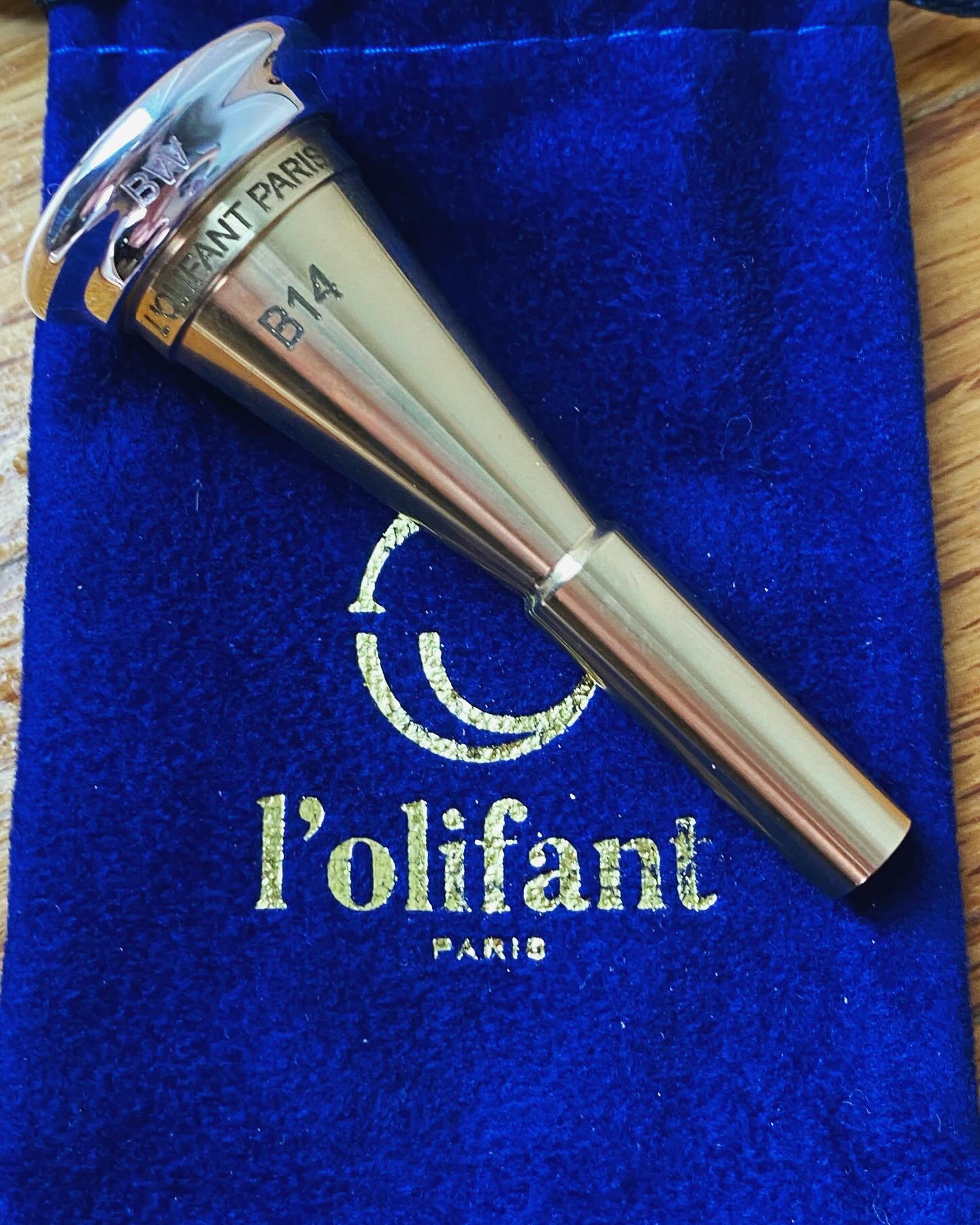 🇫🇷 A big L'olifant Paris order... - Legacy Horn Experience | Facebook