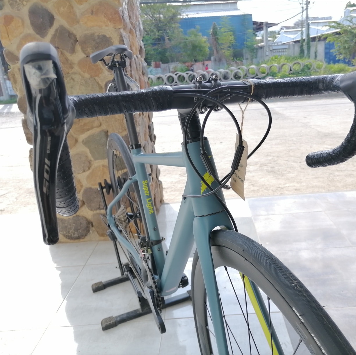 Luis - Specs: Super Light Alloy Frame Internal Cable Routing Rear Thru ...