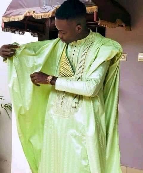 Tres Jolies Modeles De Robes Pagne Africain | Afritude Attitude