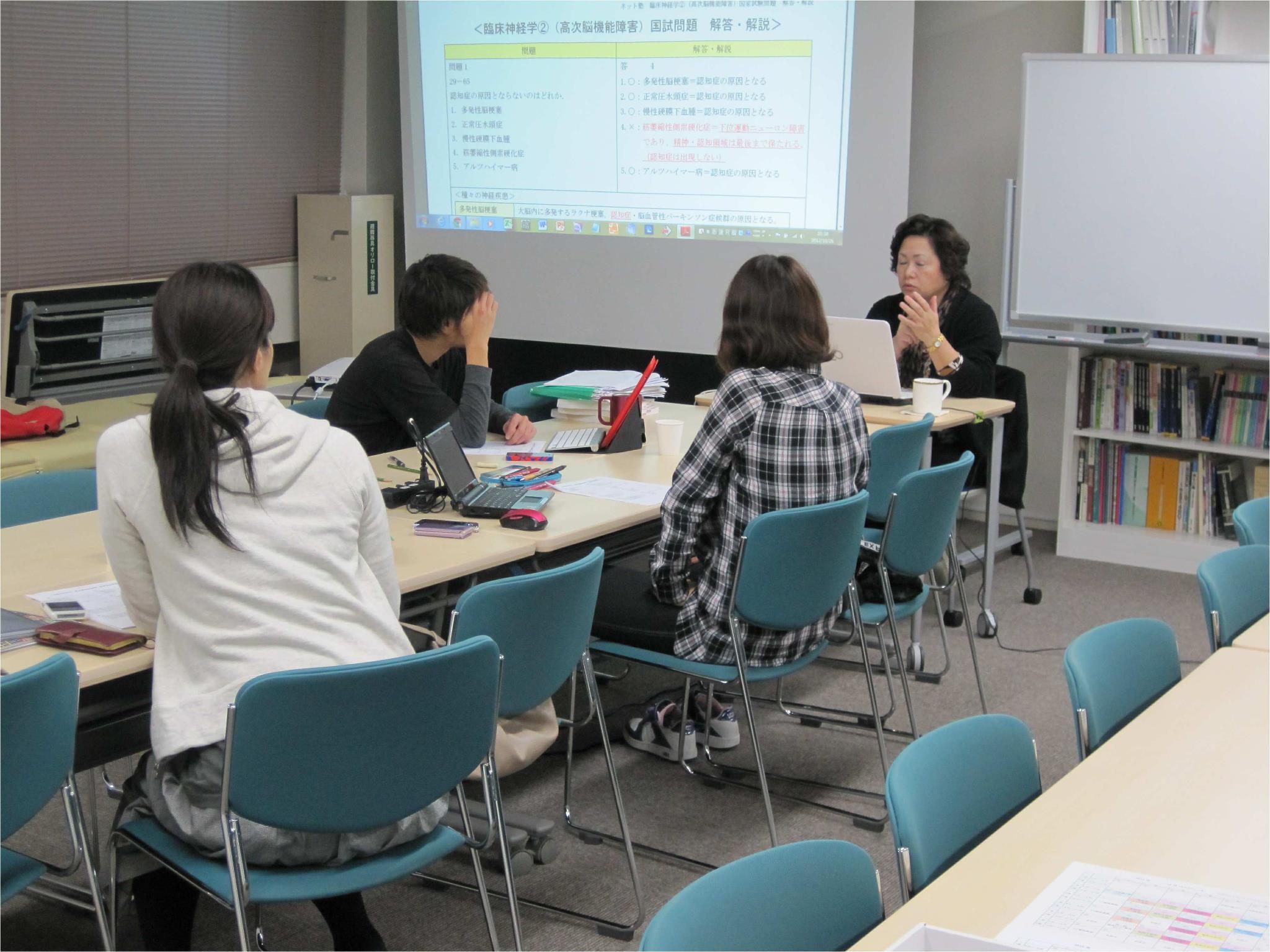 理学療法士 作業療法士国家試験予備校 本日の国試塾夜の部は 神経内科学の脳卒中と高次脳機能障害 です 熊本からの高速道路は交通事故のため渋滞が続き 結局30分遅れで講義を開始しました その内容について問題を出題しますのでｄ 是非解答をしてみてください