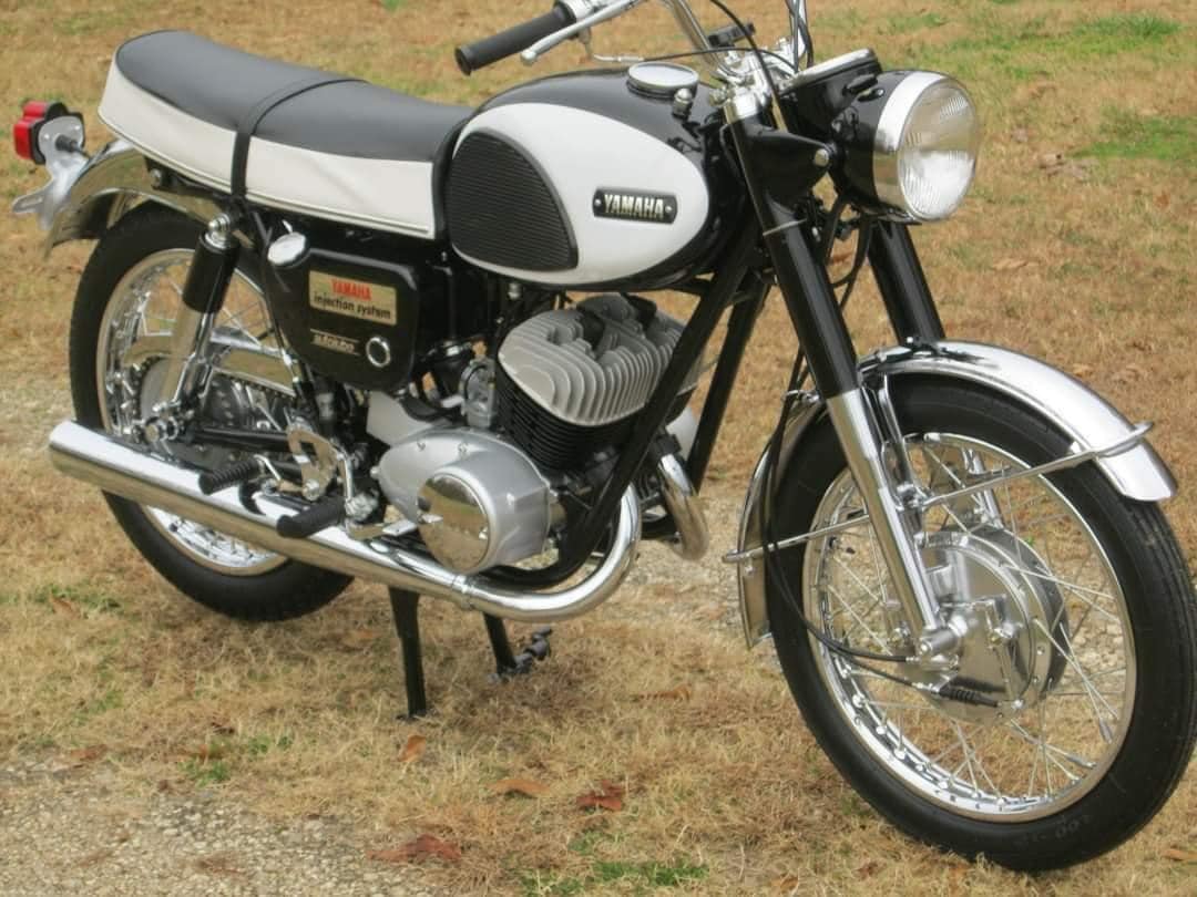 This is my 1968 Japanese made Yamaha SA50. Still 100% original and
