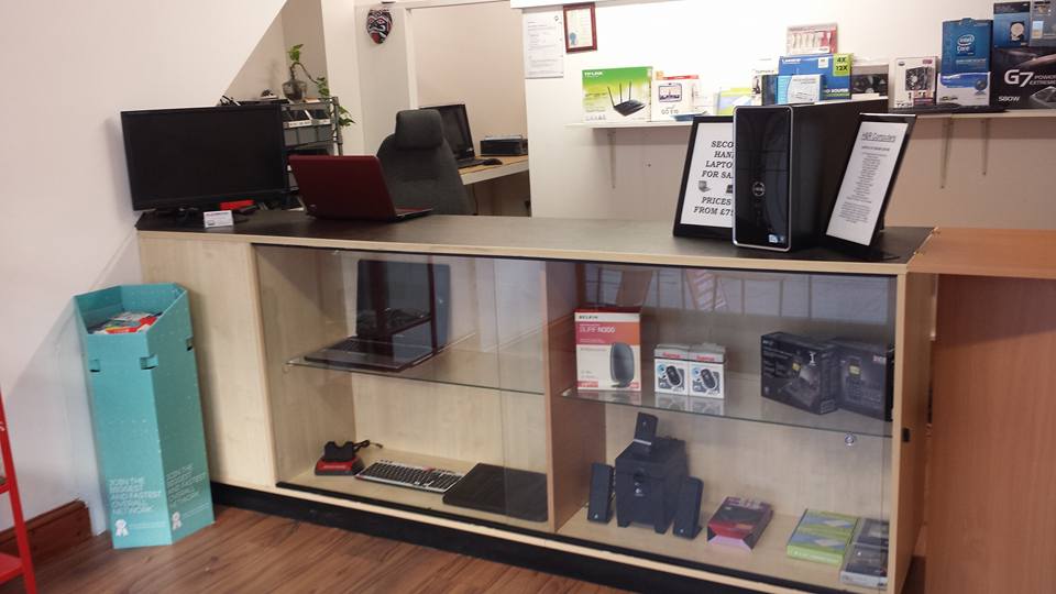 H & R Computers | Southampton