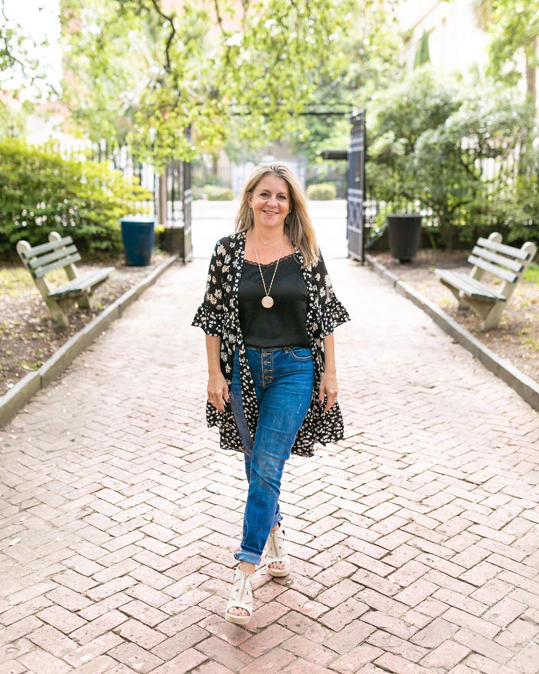 cabi - Dress or duster? Why not both? ? Wear the outer layer of 