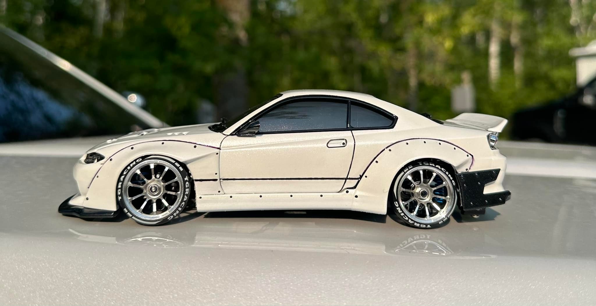 Completing a Yokomo GP Sport S15 drift car build