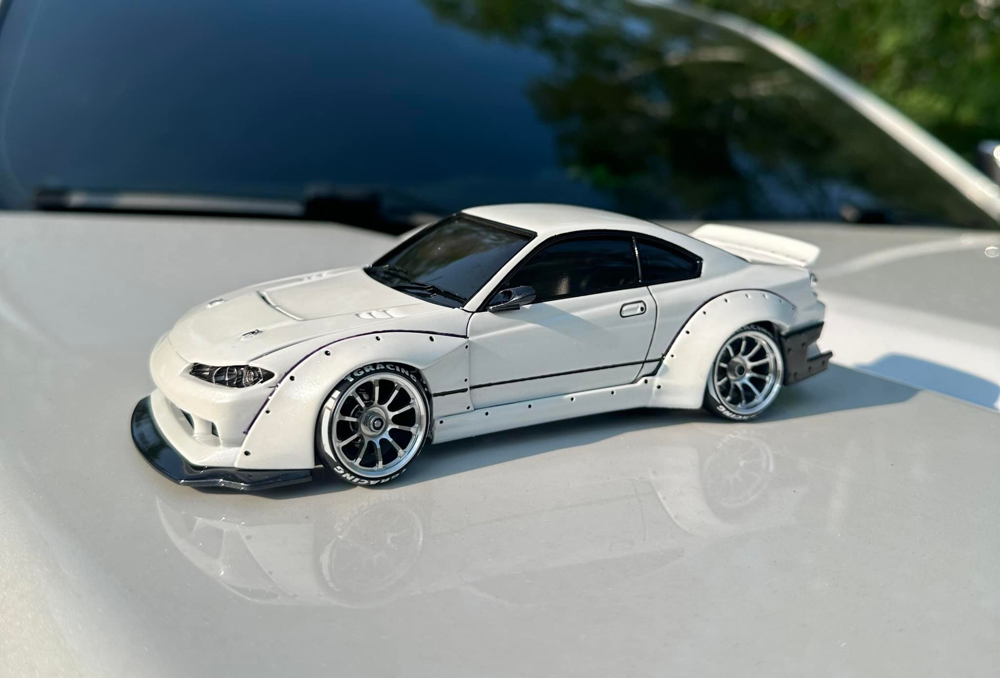 Completing a Yokomo GP Sport S15 drift car build