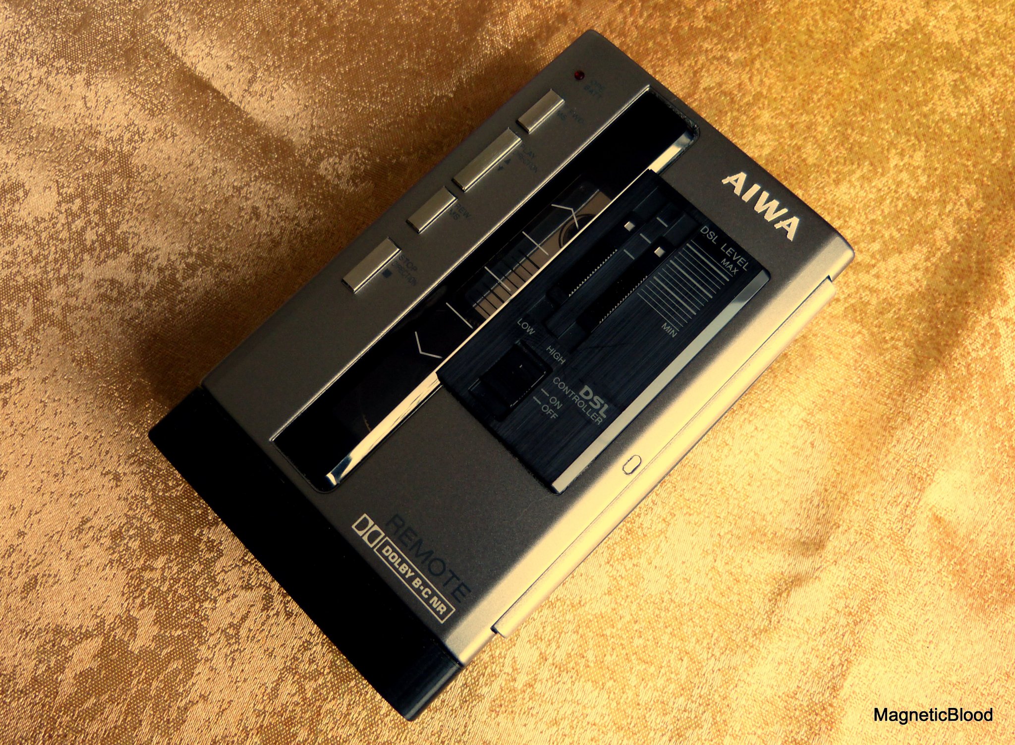 AIWA HS-PX10 cassette player's intimate sound