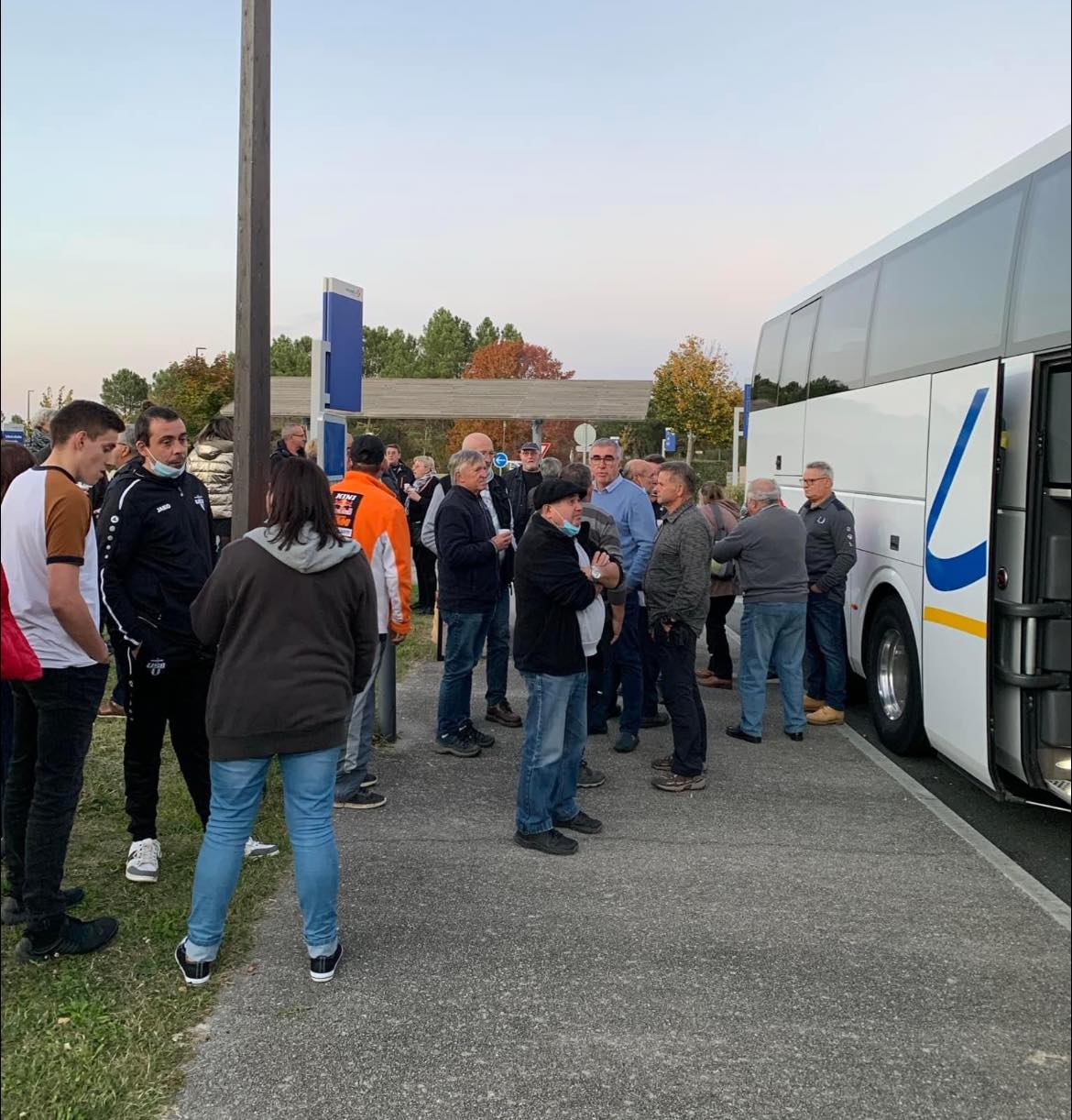 USB Rugby - Excellente nouvelle, notre bus de supporters est assez ...