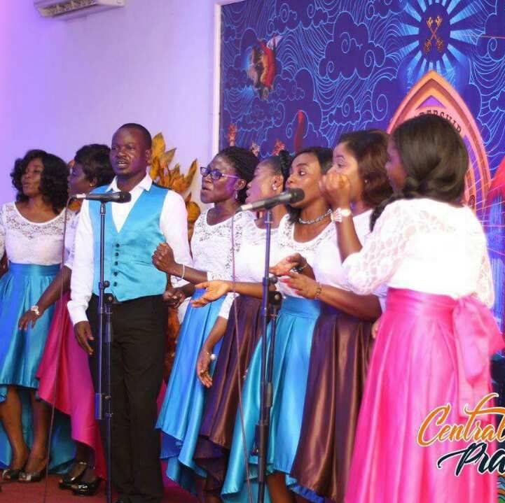 Tony Kennedy Joins El Troubadours with Seven Spanish Angels last week ...