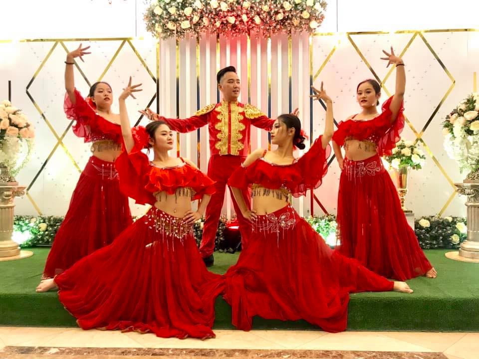 R.Y.O Dance Group