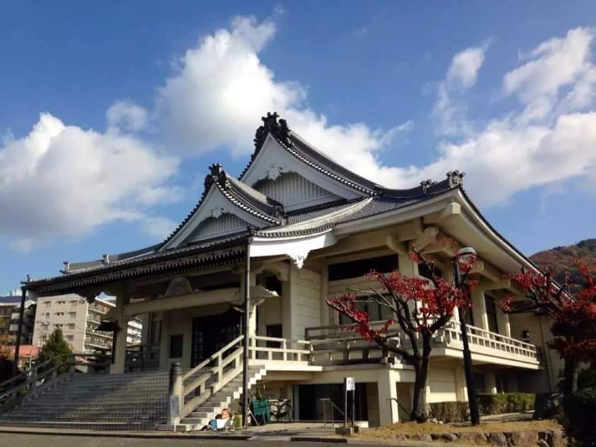 天理教青年会 天元分会 - 下世話なネタを一つ。以下のようなツイートを見つけました。「可哀想に、この画像をUPした大学生は、動画も削除させられ ...