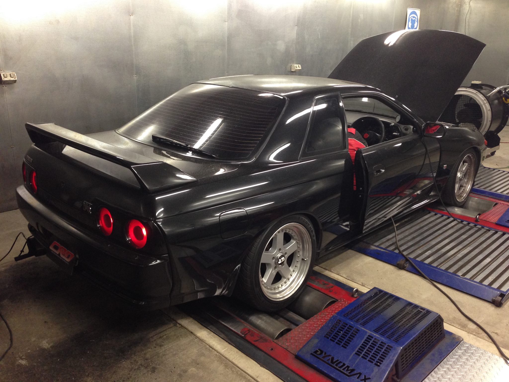 Nissan Skyline GTR R32... - Croydon Racing Developments