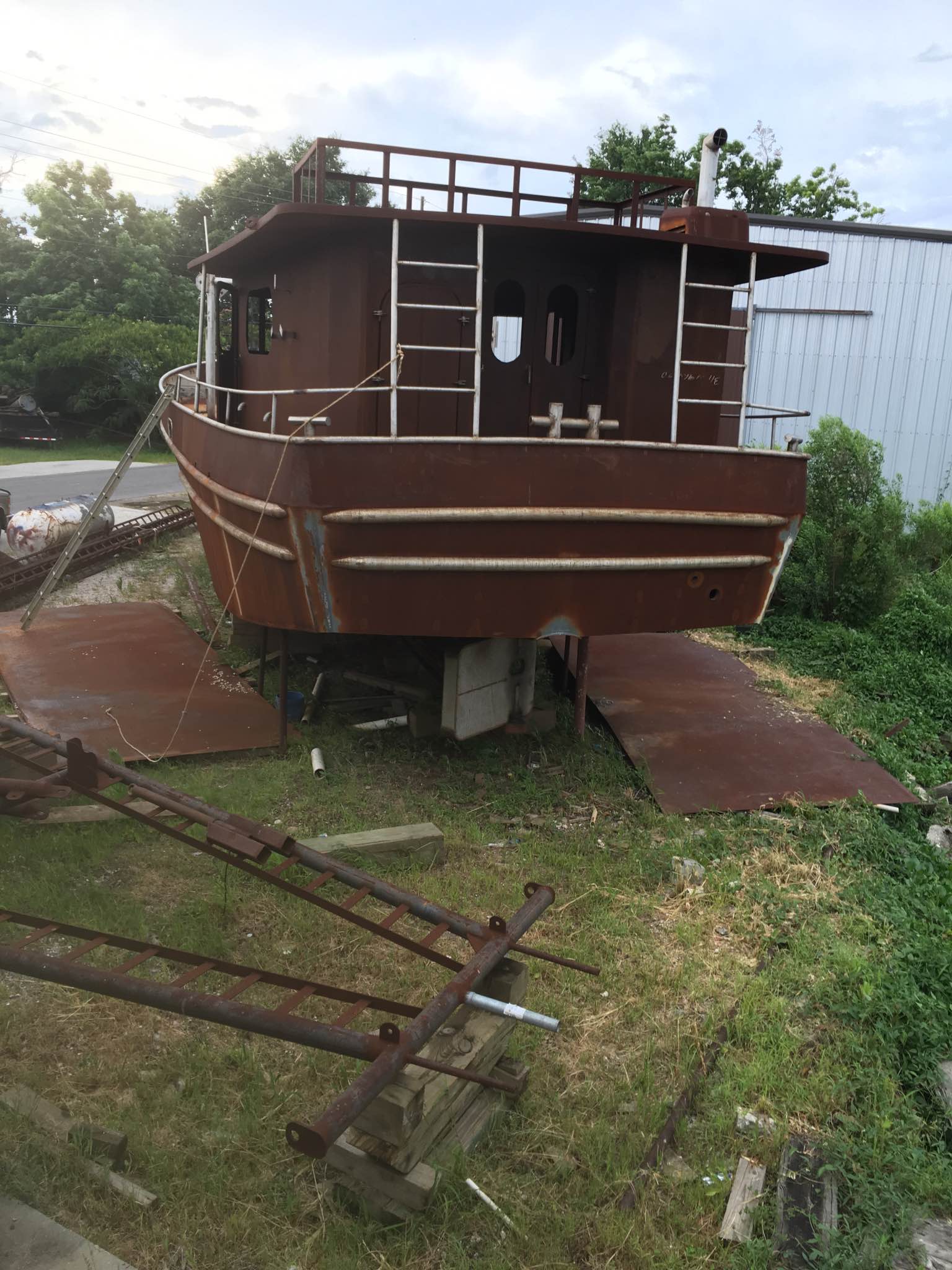 Boat and lots to go with it Powerboats & Motorboats Houma