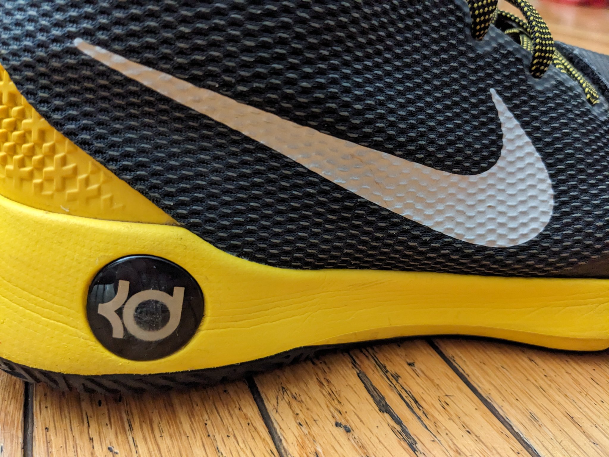 Nike Kevin Durant KD Trey 5 III (Black & Yellow, Falcon 