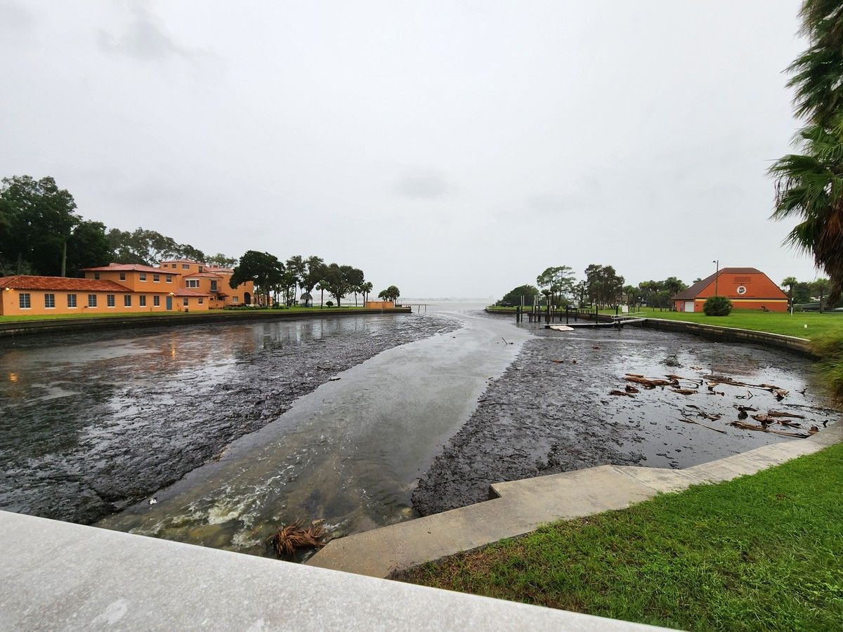Spectrum - Here is a look of the receded waters in Tampa Bay in front ...