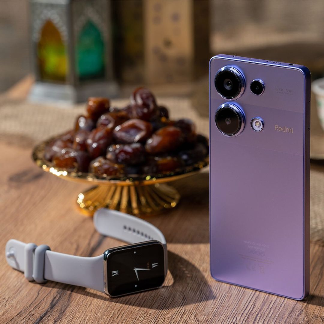 Own your style and seize every moment with the Redmi Note 13 Pro