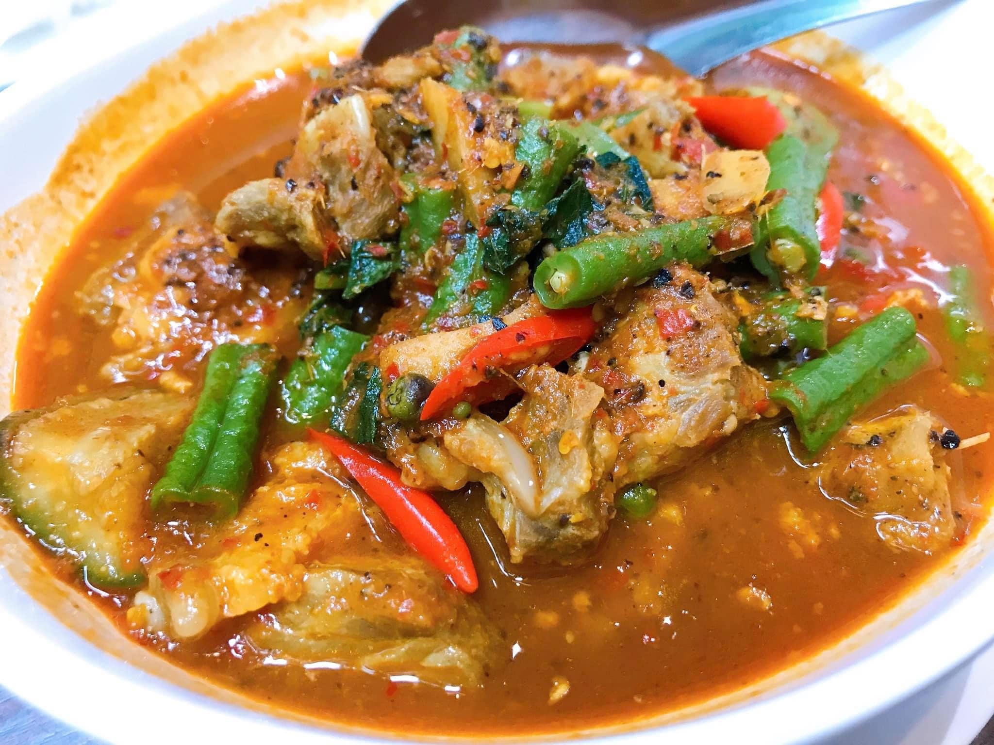 แกงพริก... - ร้านอาหารพื้นเมืองภูเก็ต-กินดี Kin Dee restaurant | Facebook