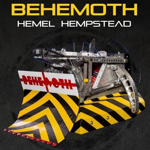 Behemoth - Robot Wars - The box is locked! Its robot fighting time ...