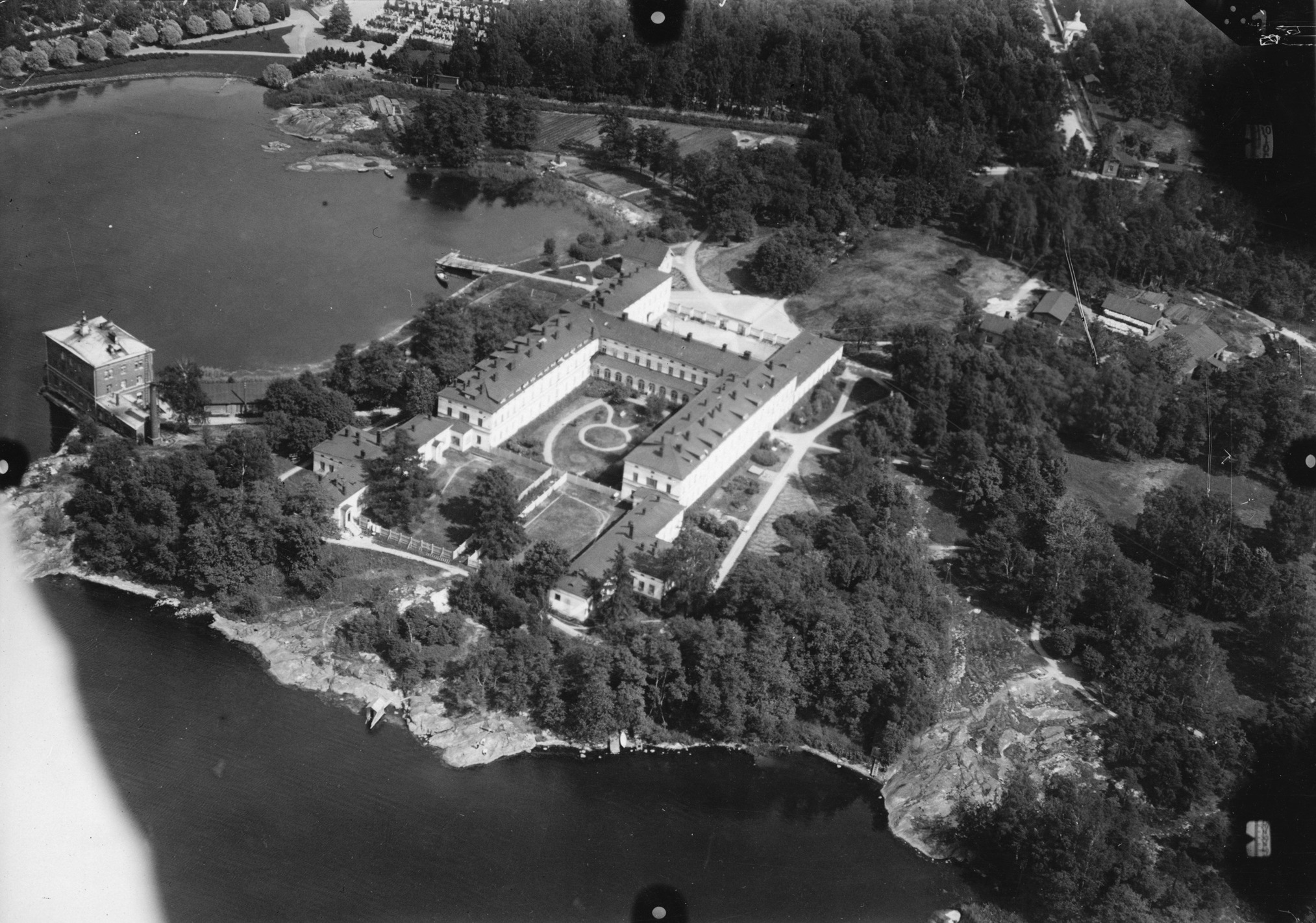 lapinlahden-lapinlahden-l-hteen-kaupunkiluontokeskus
